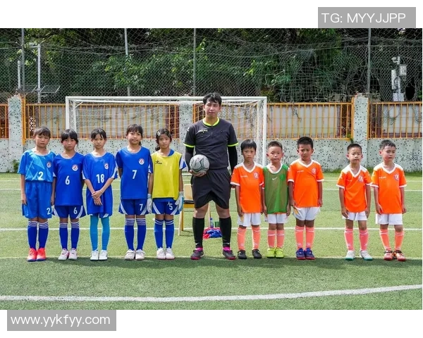 少年足球梦想启航少年们在绿茵场上追逐激情与友谊的故事 少年足球梦想启航少年们在绿茵场上追逐激情与友谊的故事